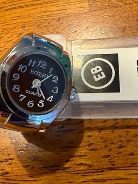 Womens adjustable watch ring